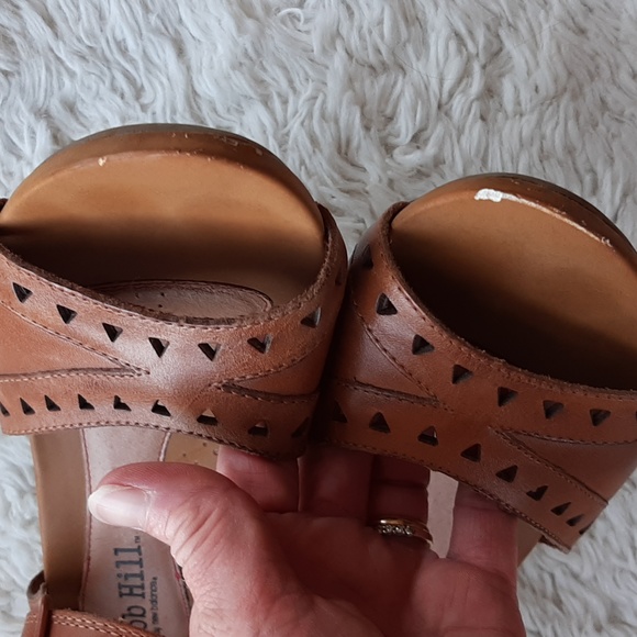 Cobb Hill by New Balance Cut-Out Sandal  8.5W - Picture 8 of 11